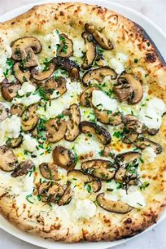 MUSHROOM PIZZA
